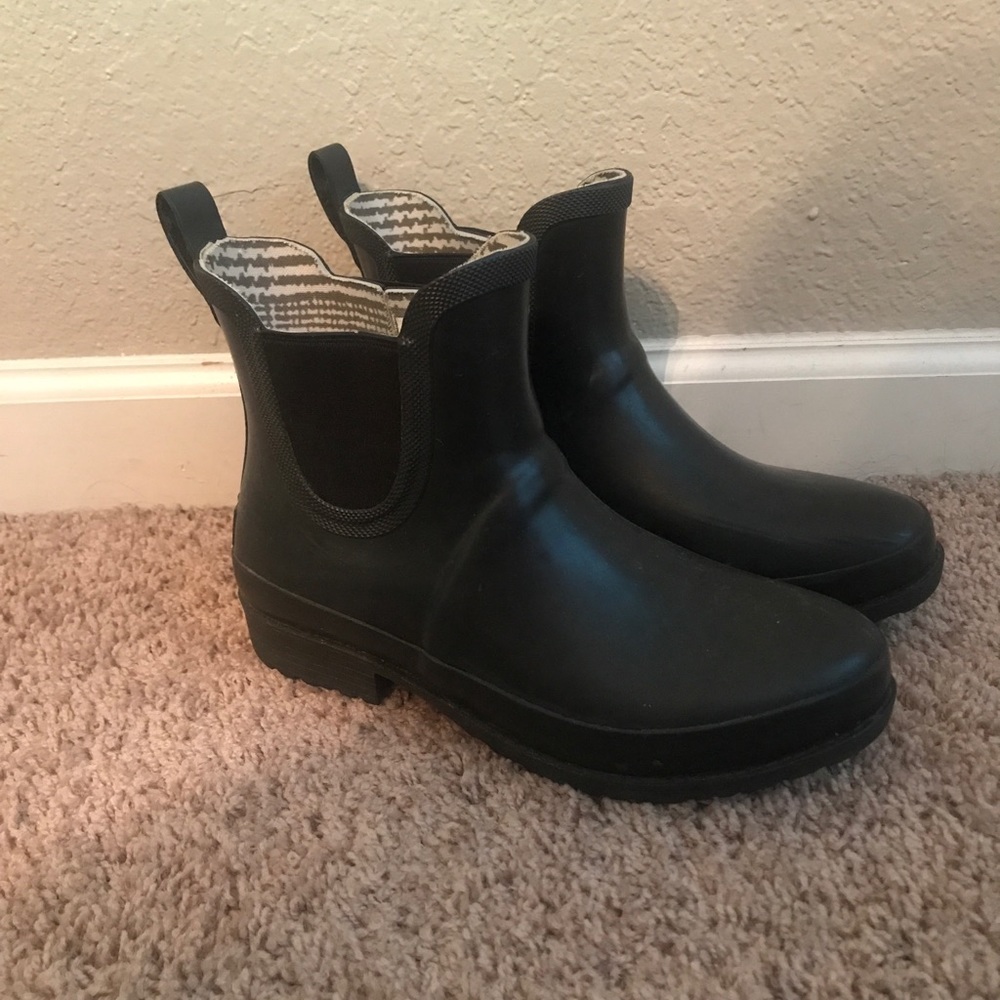 LL Bean Chelsea Rain boots, size 8